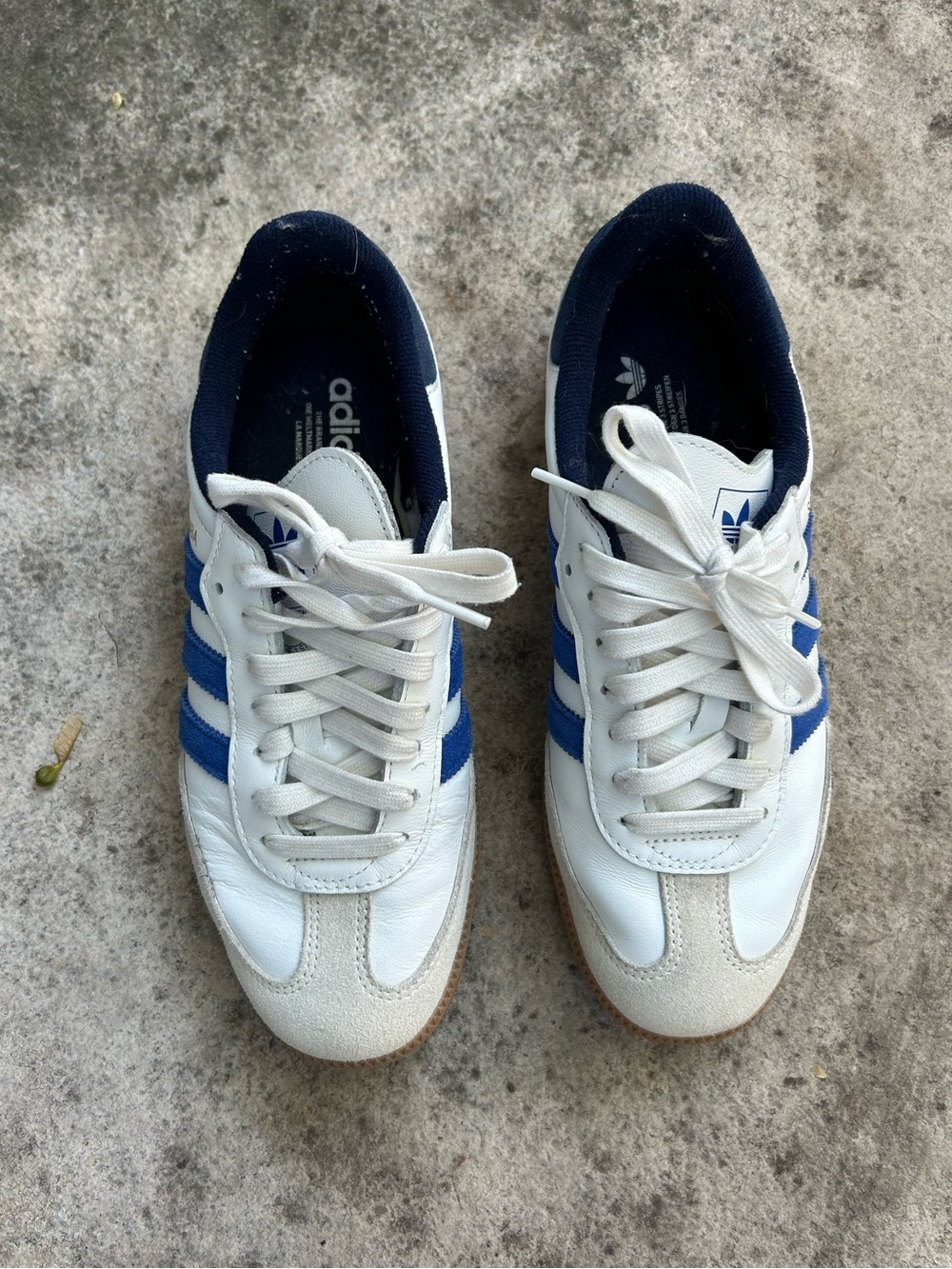 Adidas Blue White Samba, size 40.5 (M7.5/W9.5)